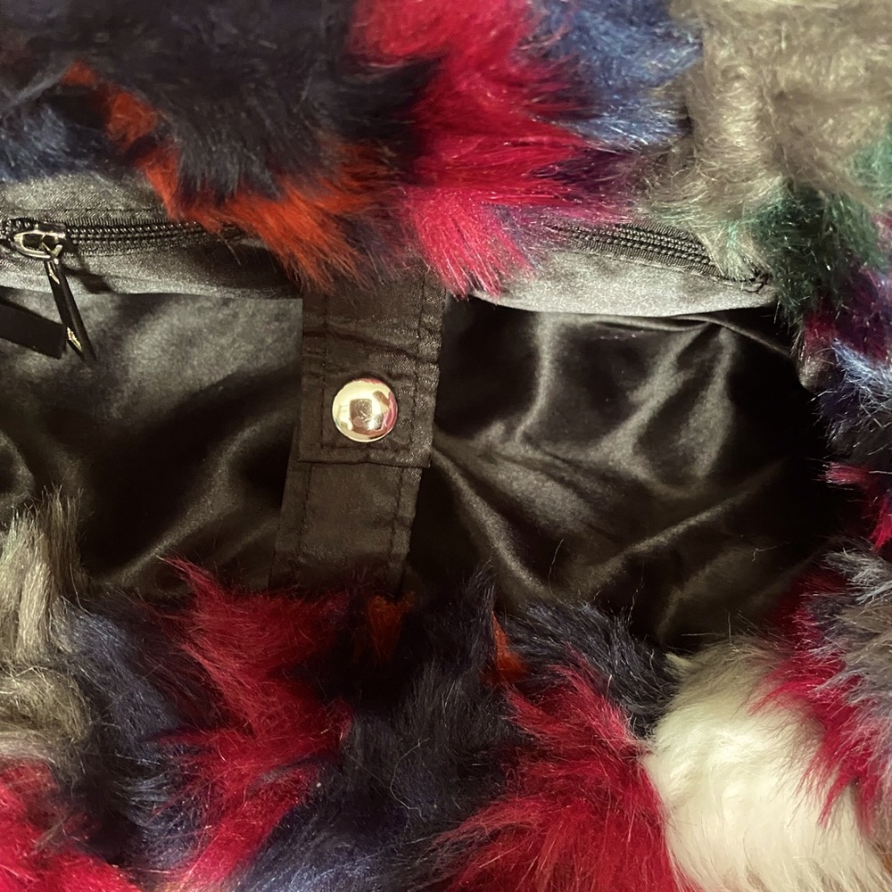 URBAN OUTFITTERS Mini Faux Fur Bag   NWT - Picture 4 of 8